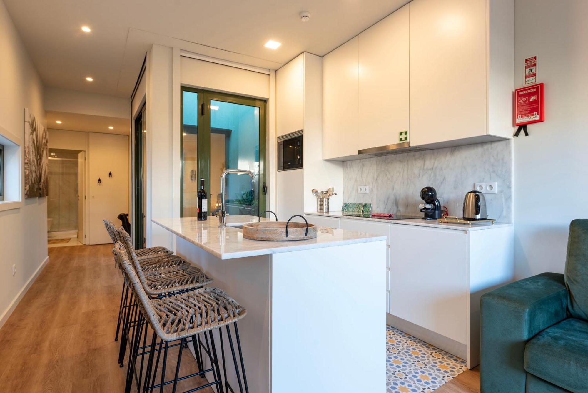 Апартаменты Exotic Flat With Shared Pool & Garden Порту Экстерьер фото
