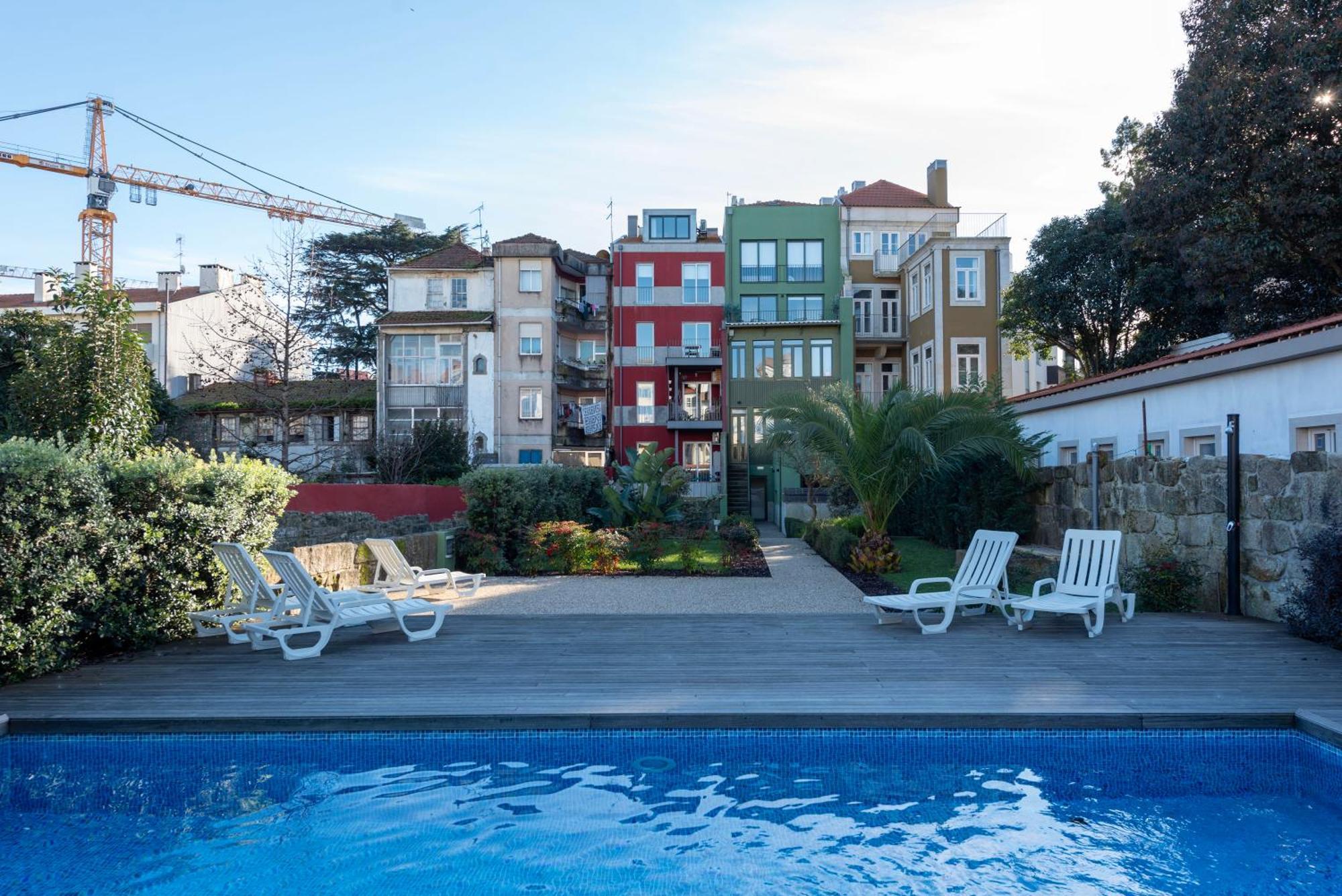 Апартаменты Exotic Flat With Shared Pool & Garden Порту Экстерьер фото